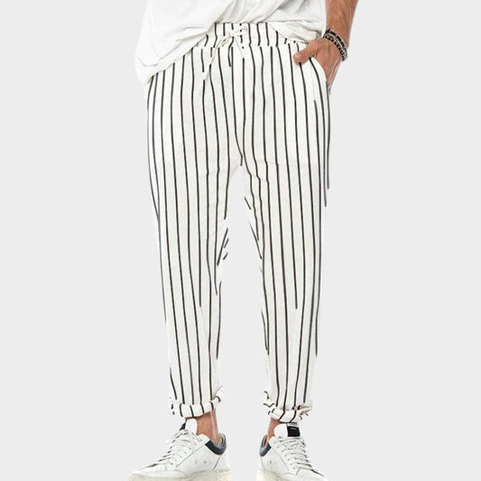 Lässige Herrenhose mit Kordelzug und Streifenmuster für Freizeitaktivitäten