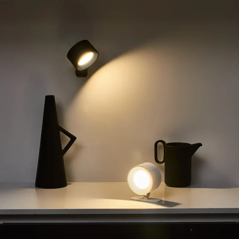Kabellose USB-Wandleuchte mit EasyStick Montage Minimalistisch