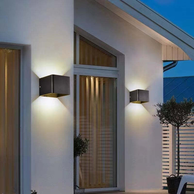 Verstellbare LED-Außenwandlampe Quadrat Modern Garten