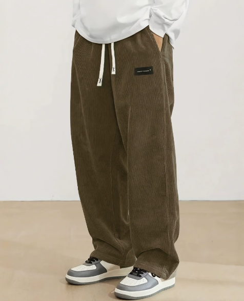 Kordhose für Herren | Weites Bein mit Elastischem Bund | Bequeme Passform für Alltag und Freizeit