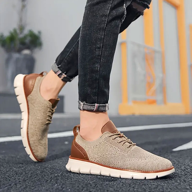 Sneakers für Herren im smart casual Stil mit atmungsaktivem Mesh-Obermaterial