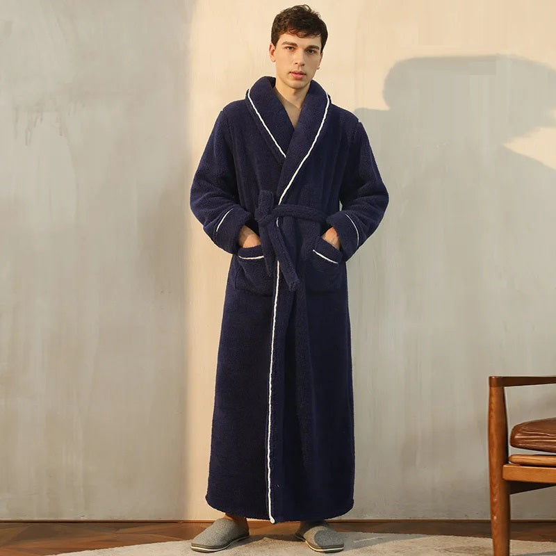 Herren Bademantel aus Fleece | Langer Mantel für entspannte Tage