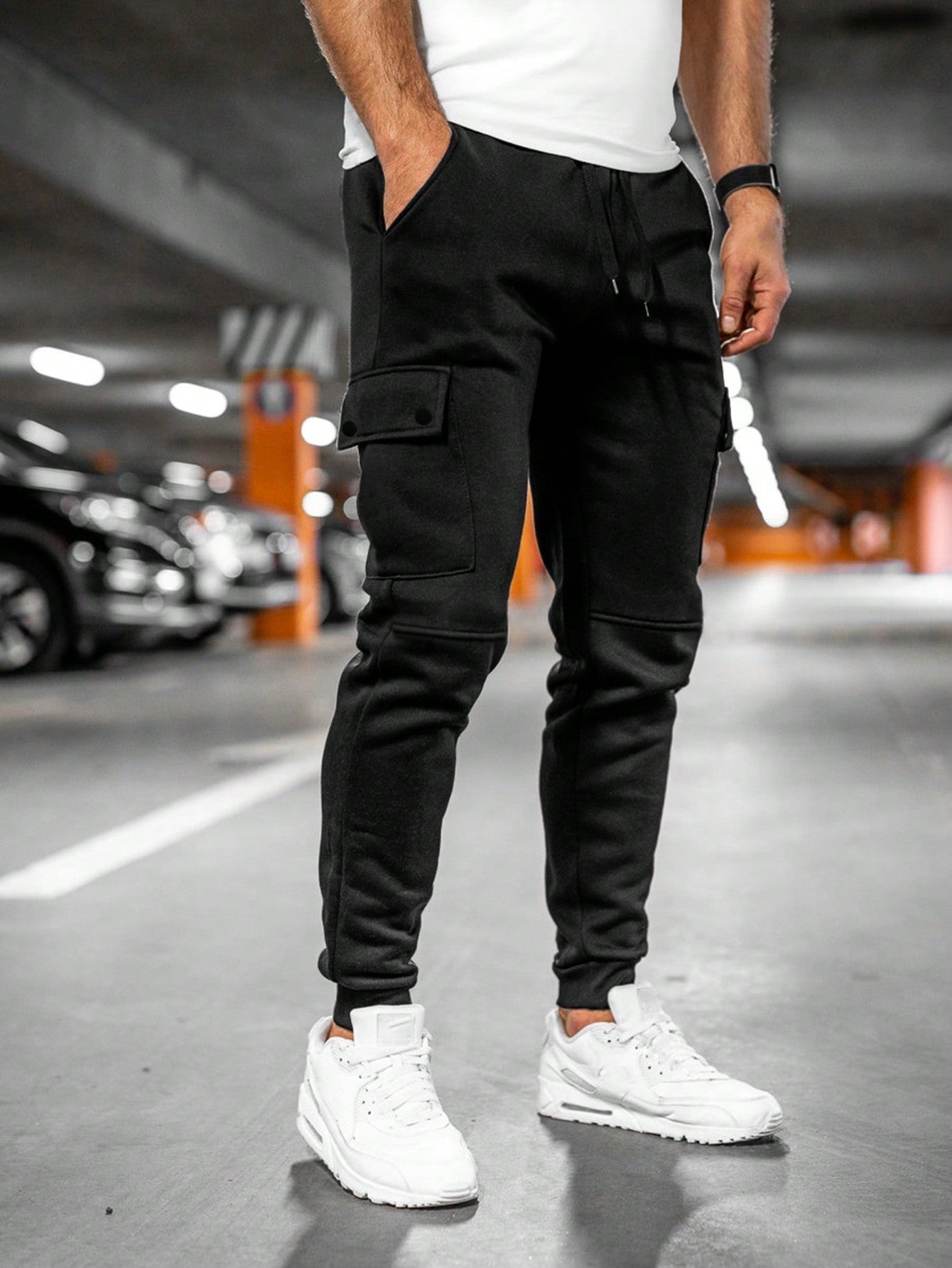 Herren Jogginghose mit Kordelzug und Umschlagtasche | Bequeme Passform für Sport und Freizeit 1