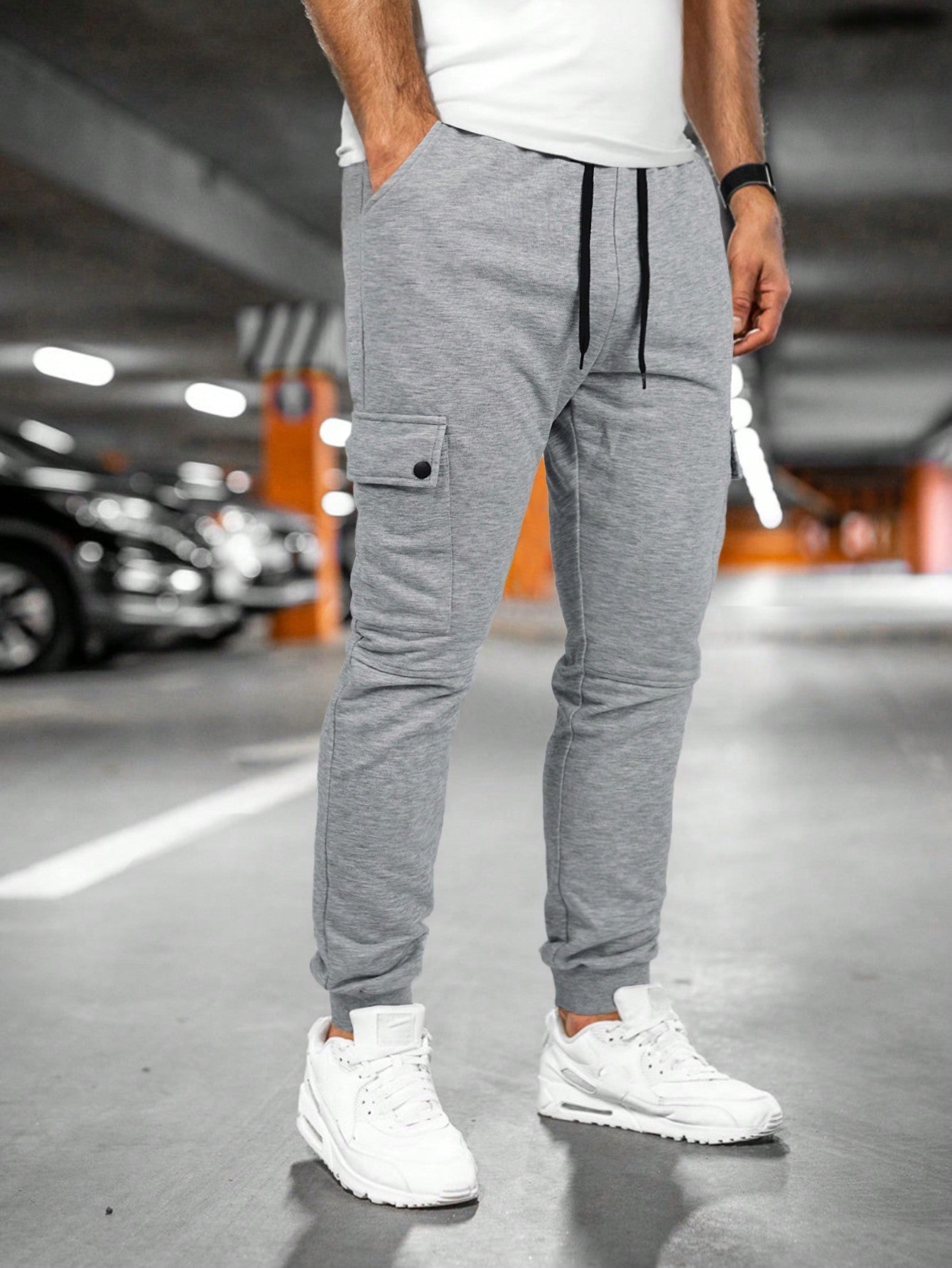 Herren Jogginghose mit Kordelzug und Umschlagtasche | Bequeme Passform für Sport und Freizeit 2