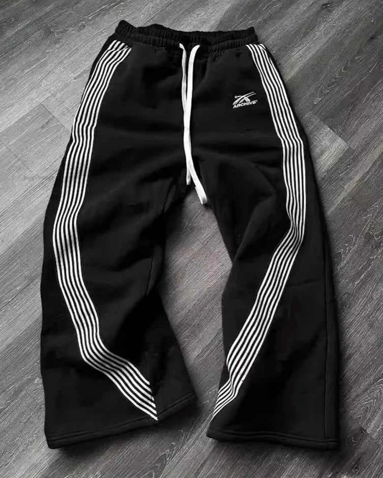 Jogginghose Unisex mit Streifeneinsätzen für Damen und Herren im Lässigen Stil 4