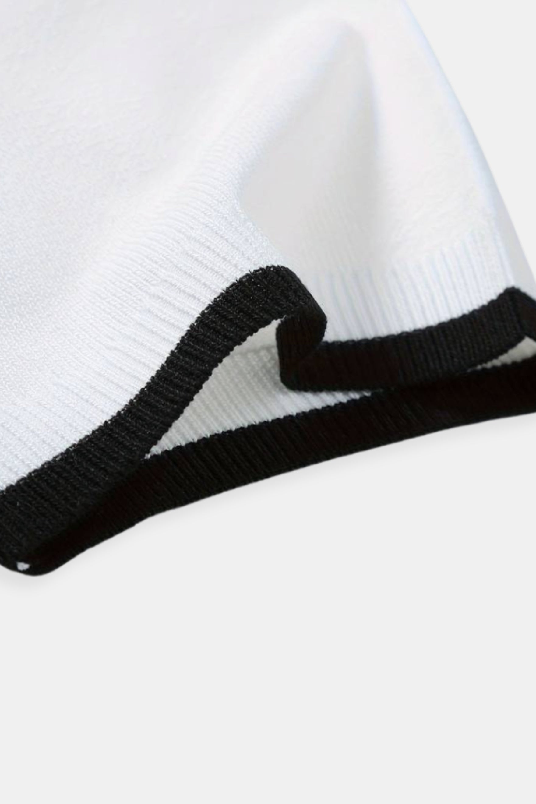 Klassisches Poloshirt Herren | Sportlich-elegantes Design mit Halber Reißverschluss | Vielseitig Kombinierbar für Jeden Anlass 7