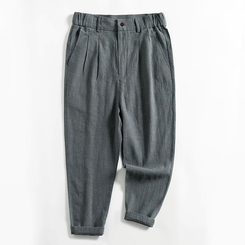 Knöchellange Herrenhose mit Falten - Lässiger Sommerlook für Herren