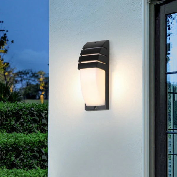 Wasserdichte LED-Außenwandlampe mit Bewegungsmelder für Garten und Terrasse