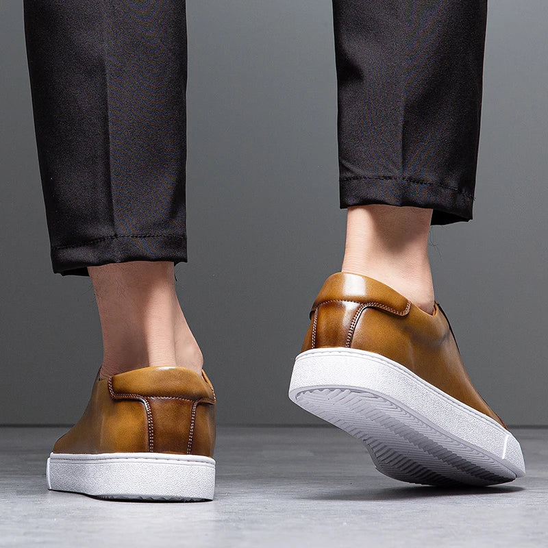 Elegante Herren Schuhe aus veganem Leder im klassischen Old-Money-Stil