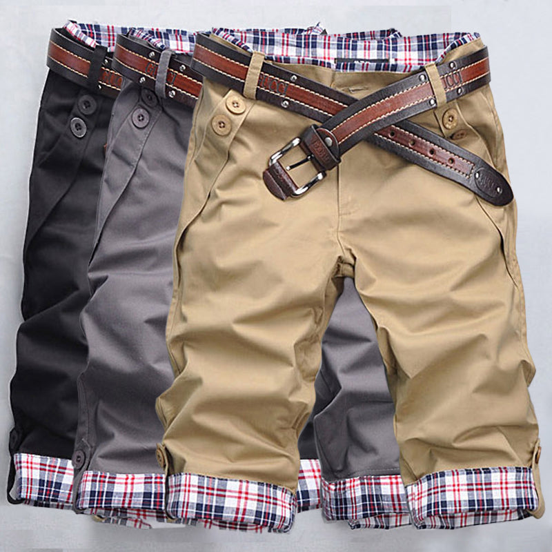 Herren Shorts im Karomuster für Sommerabenteuer am Strand