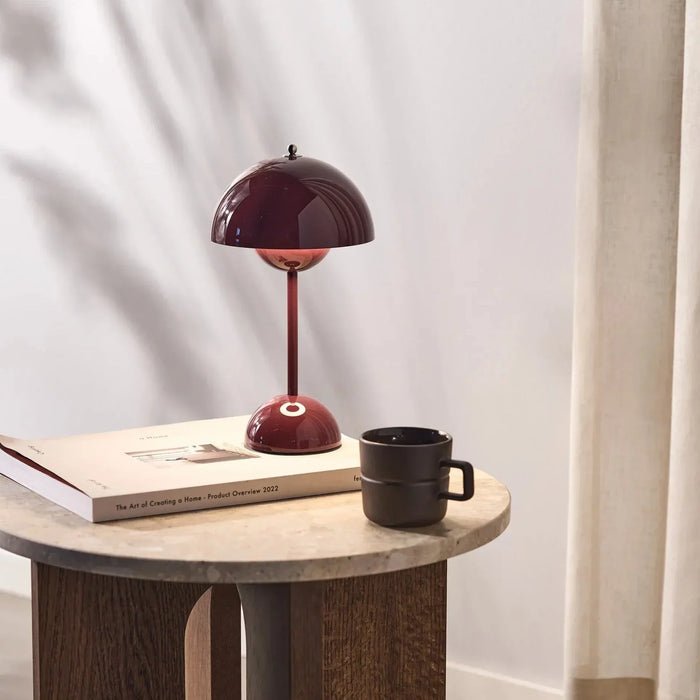 Wiederaufladbare LED-Tischlampe Modernes Design Wohnzimmer