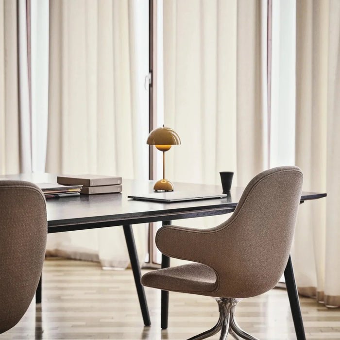 Wiederaufladbare LED-Tischlampe Modernes Design Wohnzimmer