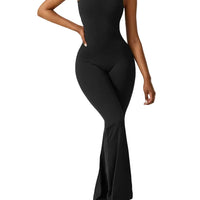 Damen Jumpsuit Slim Fit mit offenem Rücken und ausgestellten Beinen