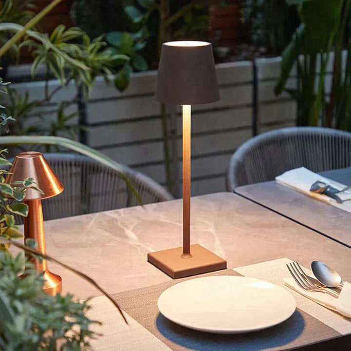 Wiederaufladbare Touch-Lampe Modernes Design für Wohn- und Außenbereich