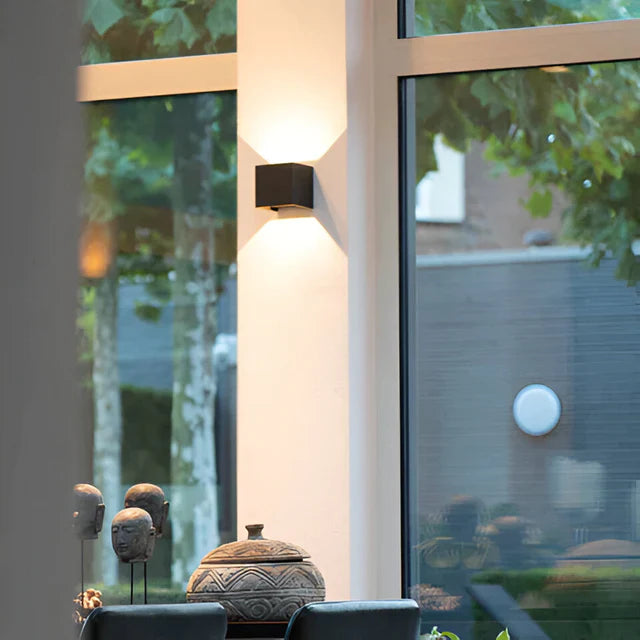 Kabellose LED Wandleuchte Minimalistisch für Innen und Außenbereich
