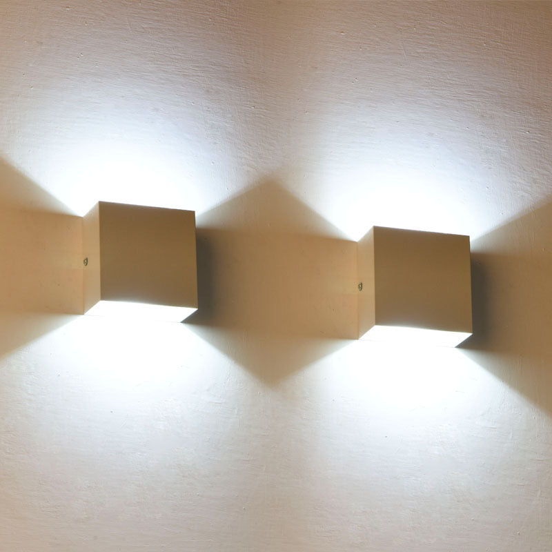 Verstellbare LED-Außenwandlampe Quadrat Modern Garten