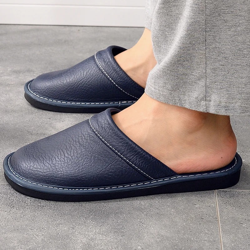 Herren Lederhausschuhe mit ergonomischem Komfort für entspannte Stunden