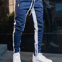 Herren Jogginghose Regular Fit Sportlich mit Kontraststreifen